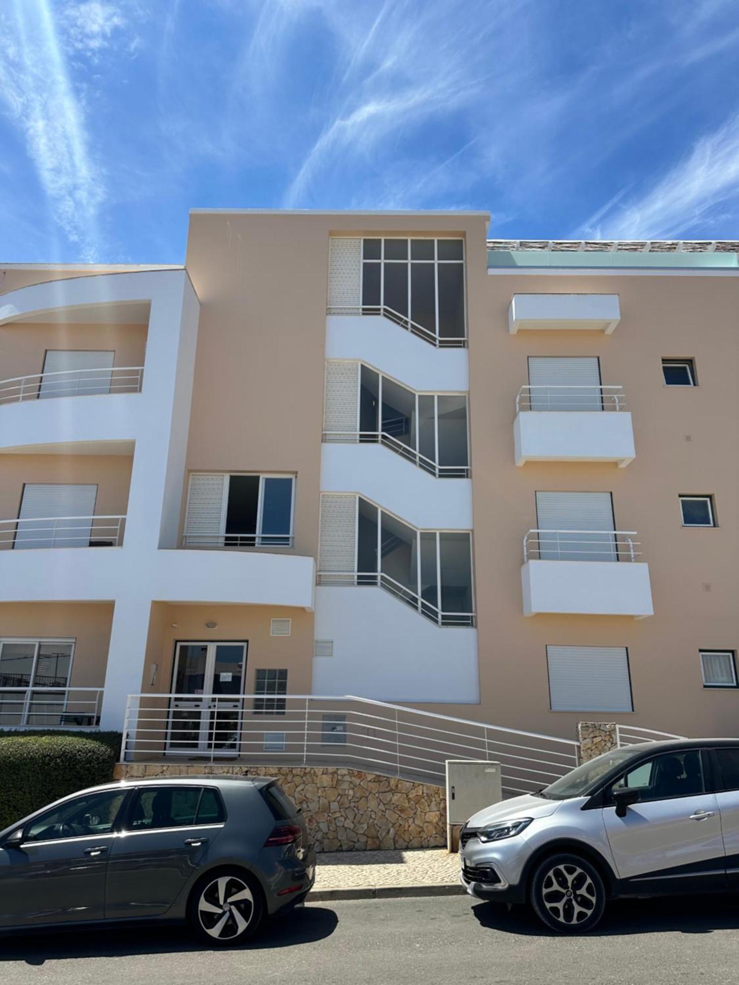 Two Bedroom Apartment In Center Of Alvor Exterior photo